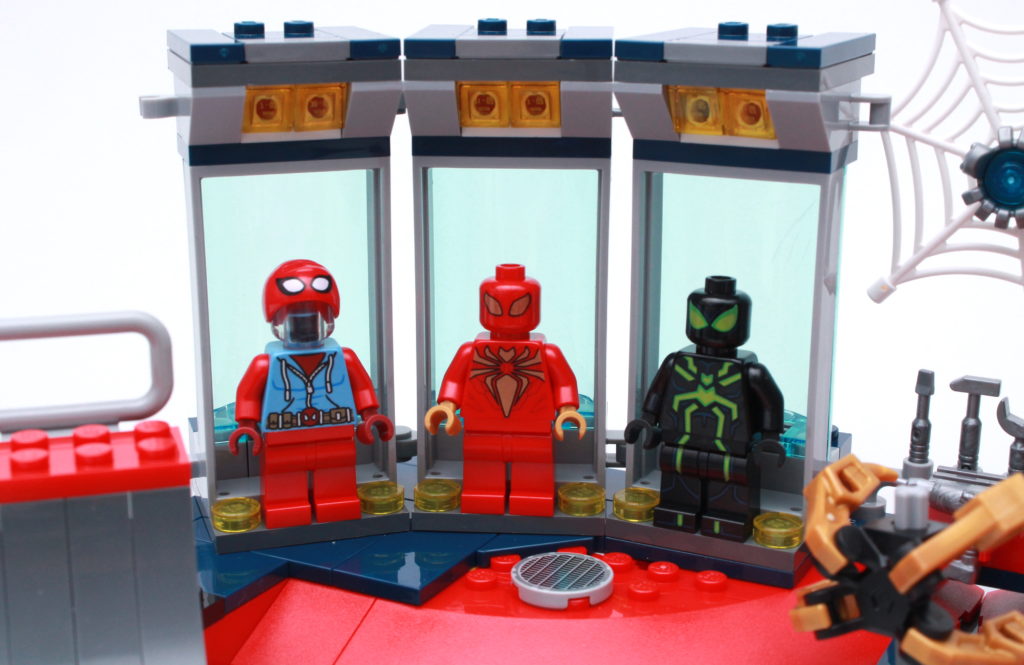 LEGO Marvel 76175 Attack on the Spider Lair review 4