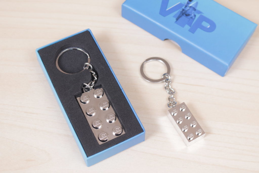 LEGO brick metallic and iridescent keychains review 9 1024x683
