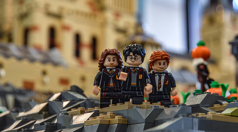 Brick Pic of the Day: Harry and friends