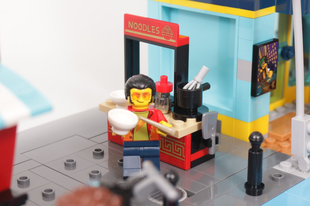 LEGO City 60380 Downtown review 14 1024x683
