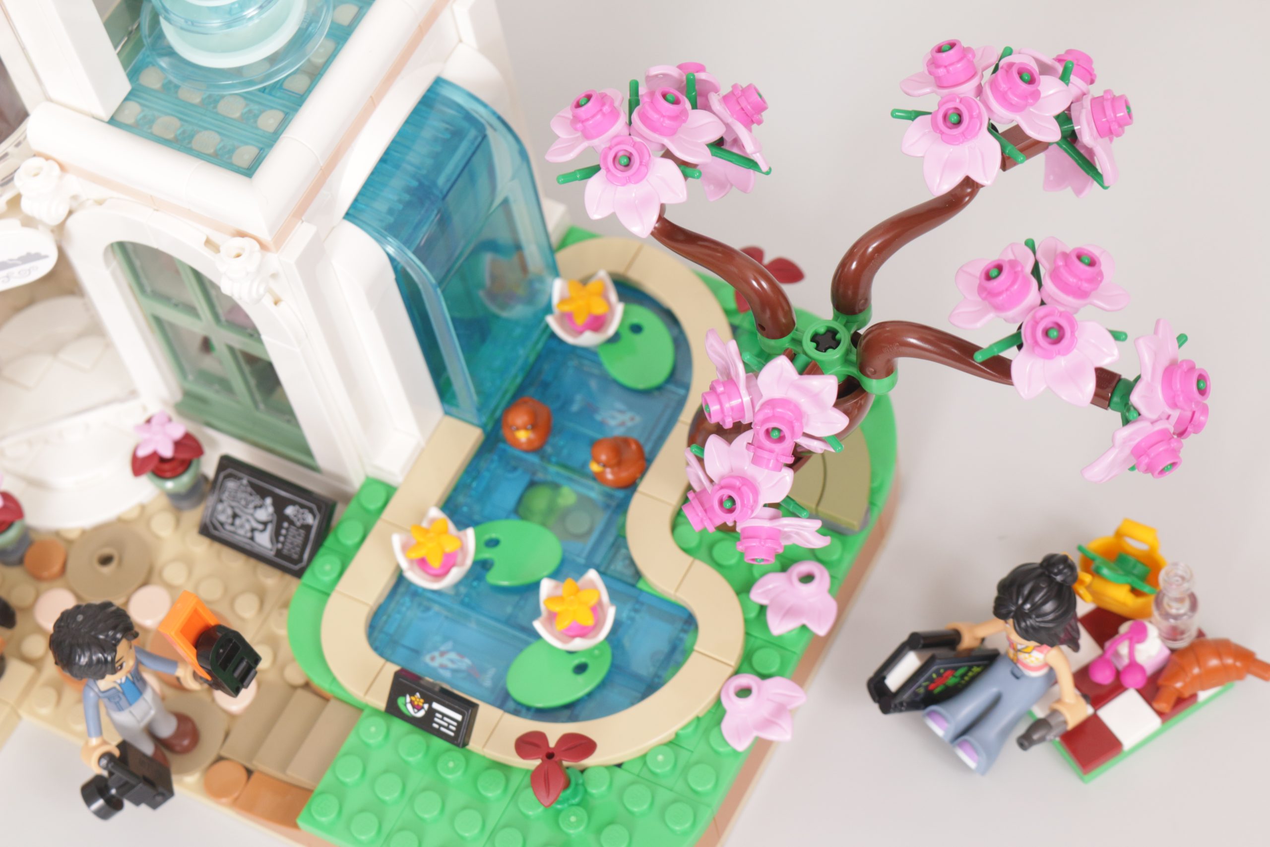 LEGO Friends 41757 Botanical Garden review 14 scaled