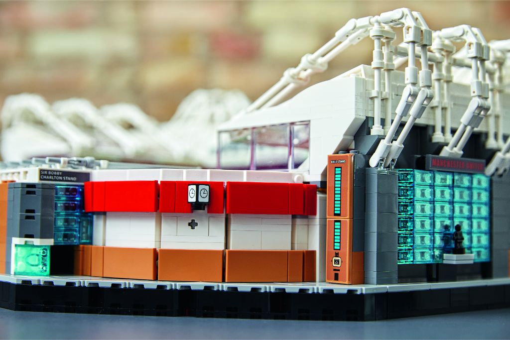 LEGO Creator Expert 10272 Old Trafford Manchester United 35