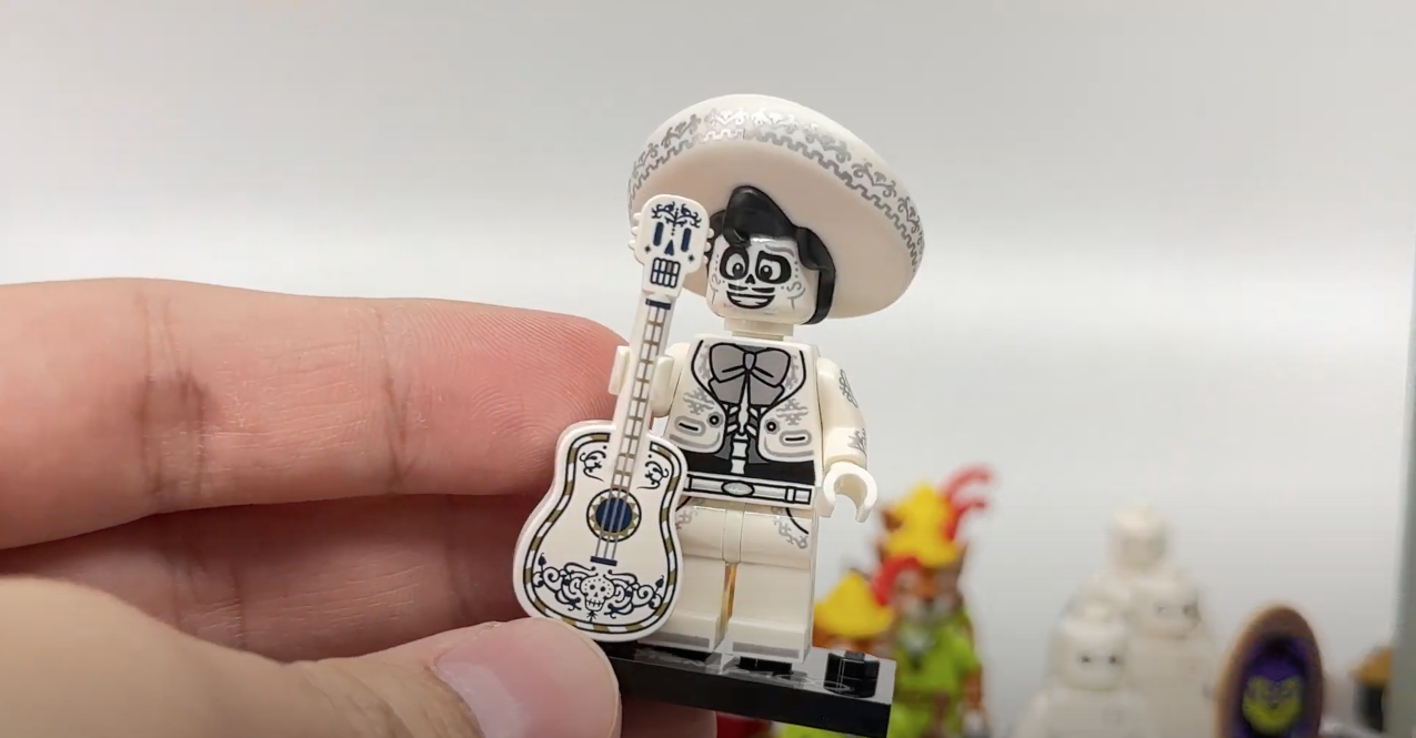 LEGO 71038 Disney 100 Ernesto de la Cruz