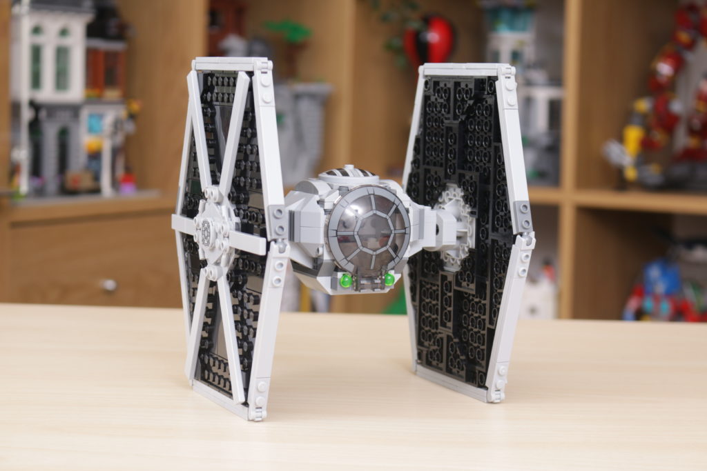 LEGO Star Wars 75300 Imperial TIE Fighter review 7