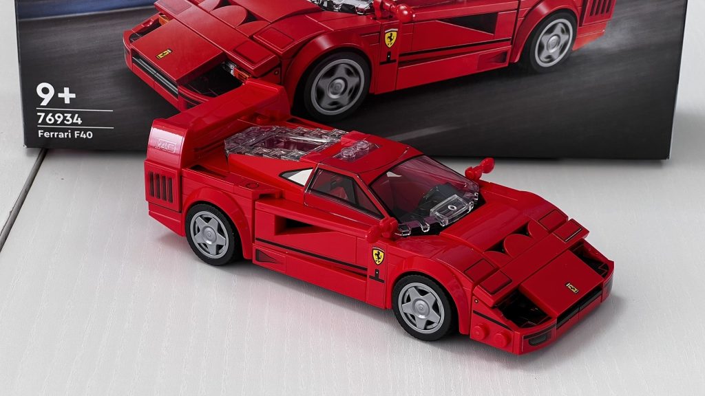 Facebook Richard Morgan LEGO Speed Champions Ferrari F40 1024x576