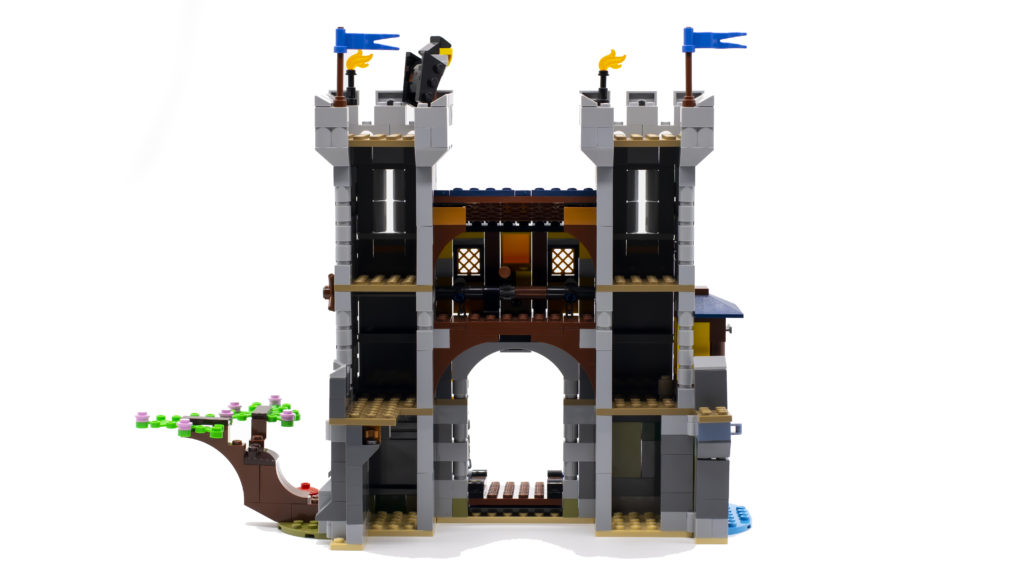 LEGO Creator 3 in 1 Medieval Castle 31120 51