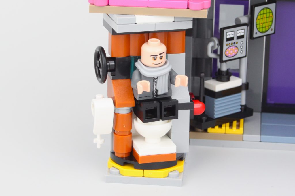 lego despicable me 4 75583 Minions And Grus Family Mansion review 12 1024x683