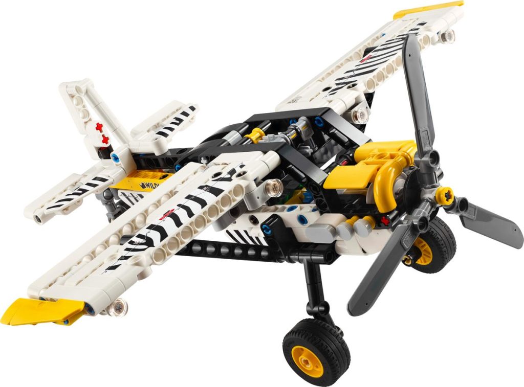 LEGO Technic 42198 Bush Plane 6 1024x757