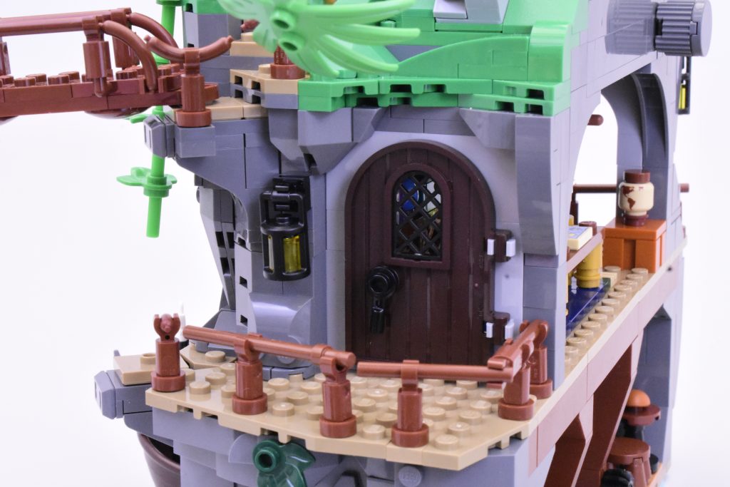 LEGO BrickLink Designer Program 910038 Ominous Isle review 38 1024x683