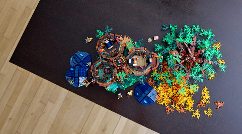 LEGO Ideas 21318 Tree House retirement rumours continue