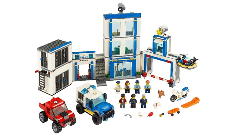 LEGO City 60246 Police Station earns double VIP points