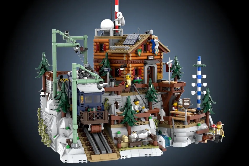 LEGO Ideas Summit Station 3