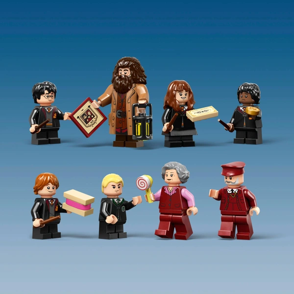 LEGO Harry Potter 76423 Hogwarts Express and Hogsmeade Station Minifigures