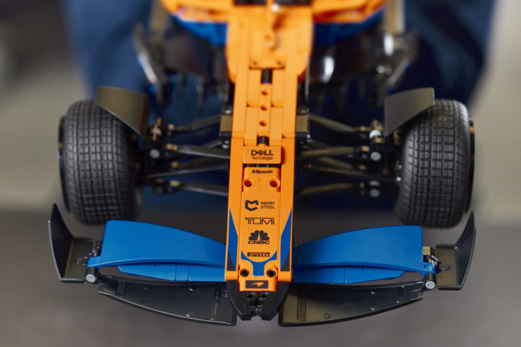 LEGO Technic 42141 McLaren Formula 1 Race Car 10 1024x683