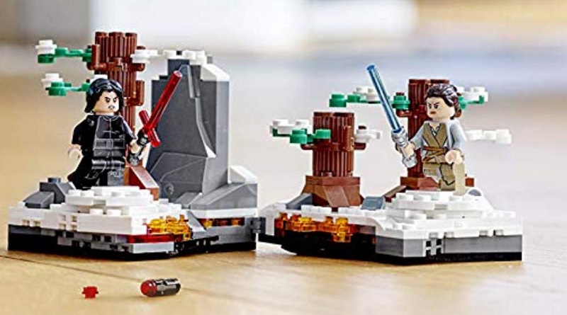LEGO Star Wars 75236 Duel on Starkiller Base revealed