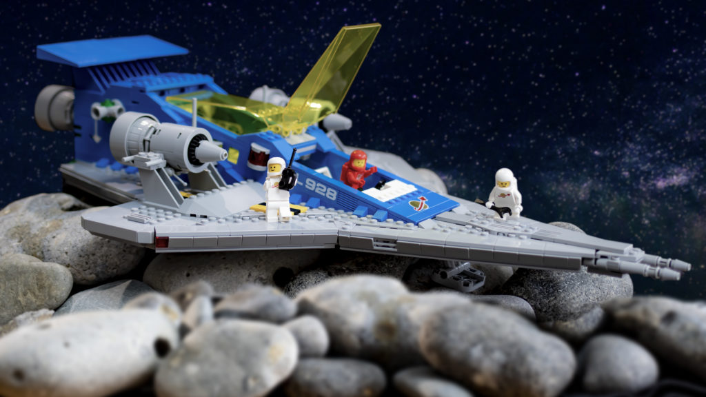 LEGO ICONS 10497 Galaxy Explorer 37 1024x576