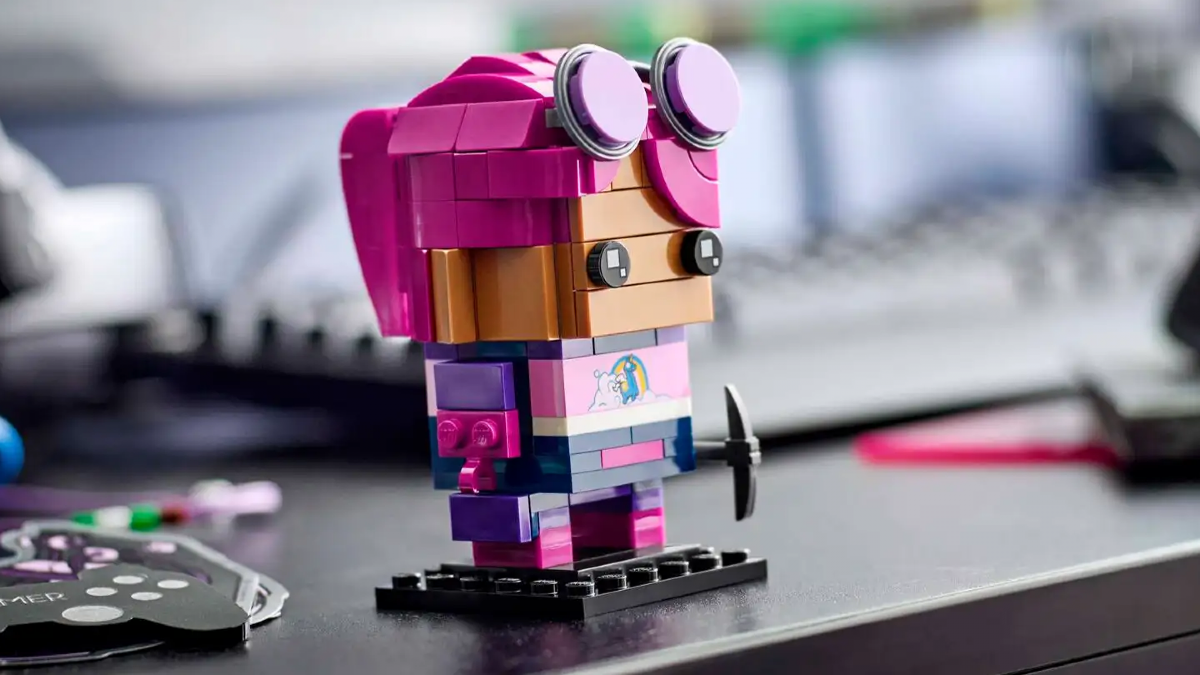 LEGO’s annual festive Fortnite GWP plugs the gap to the big day