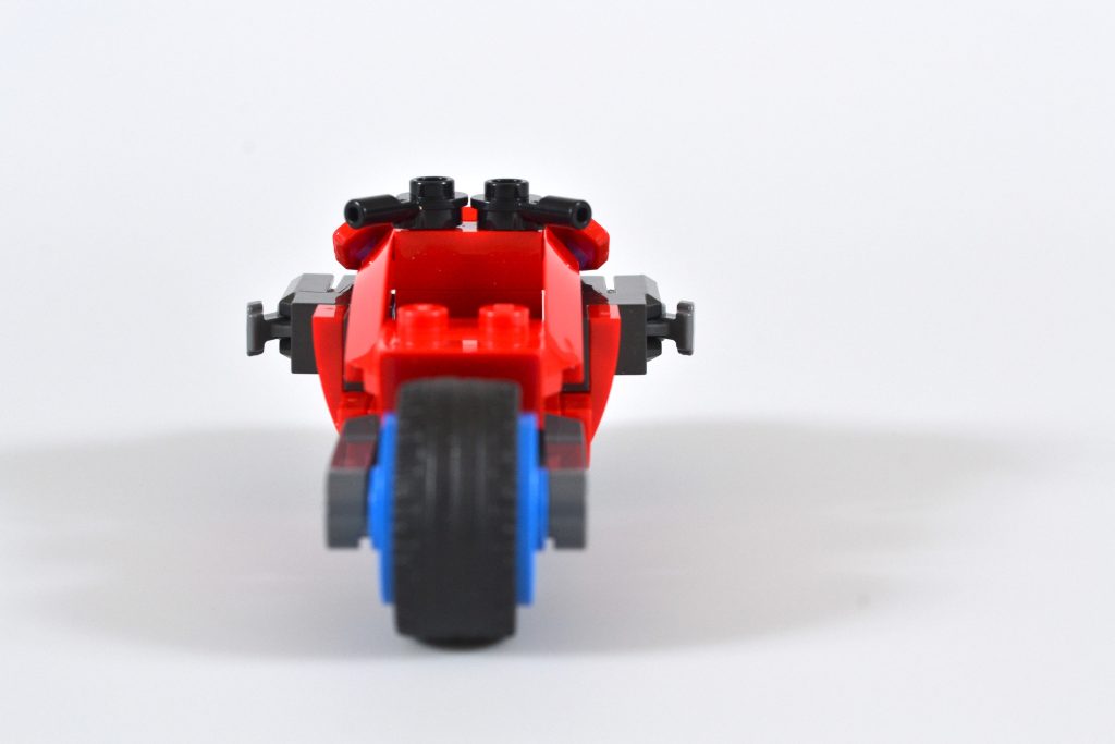 LEGO Marvel 76275 Motorcycle Chase Spider Man vs. Doc Ock 3 1024x683