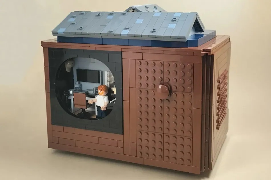 LEGO Ideas Happier Than Ever 3