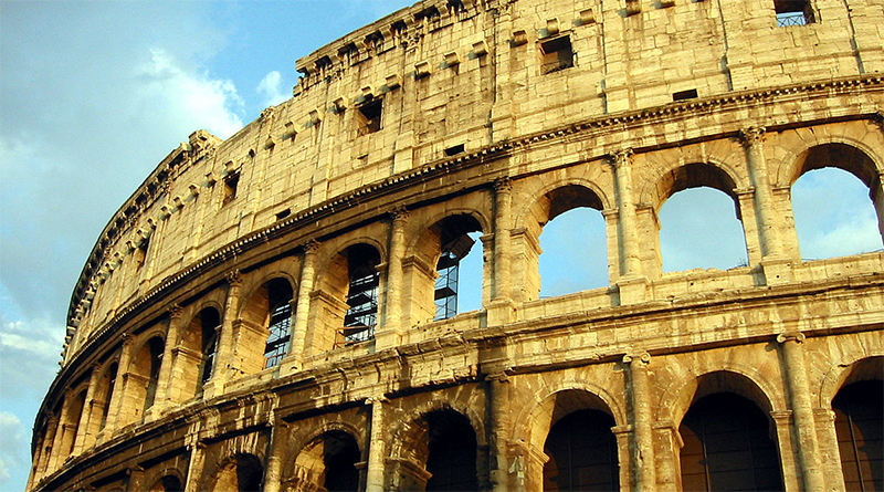 Five astonishing facts behind  LEGO 10276 Colosseum